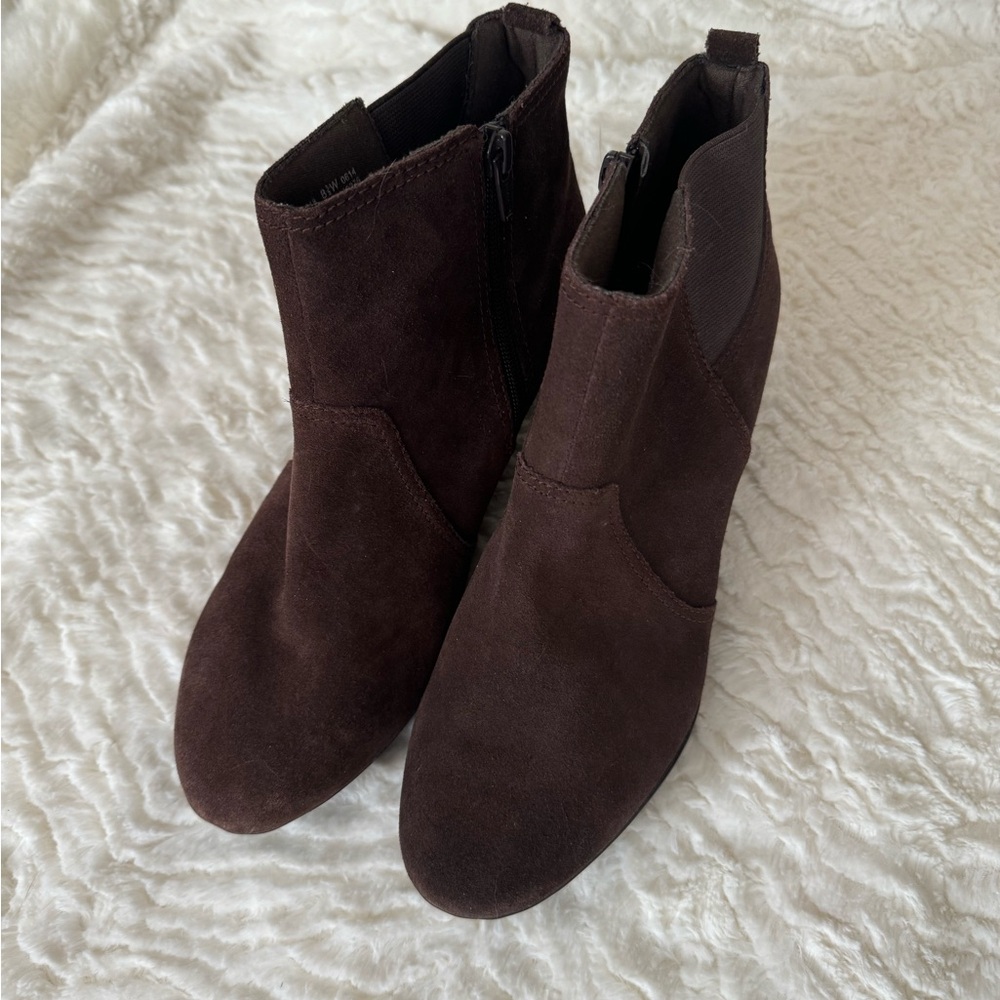 Clarks Crystal Quartz Brown Leather Wedge Chelsea Boots - Picture 4 of 6